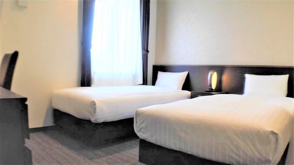 Bande Hotel Осака Екстериор снимка