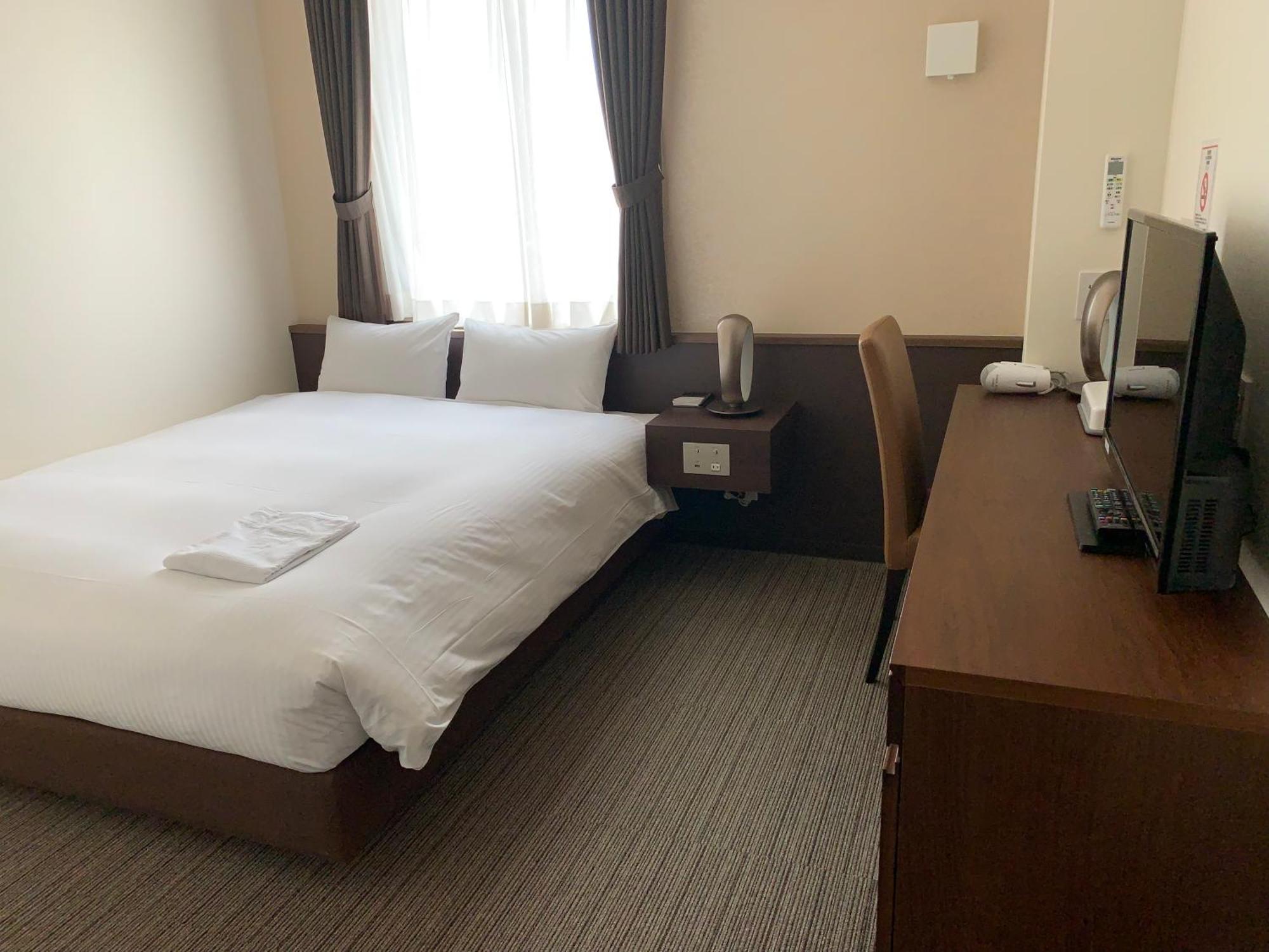 Bande Hotel Осака Екстериор снимка