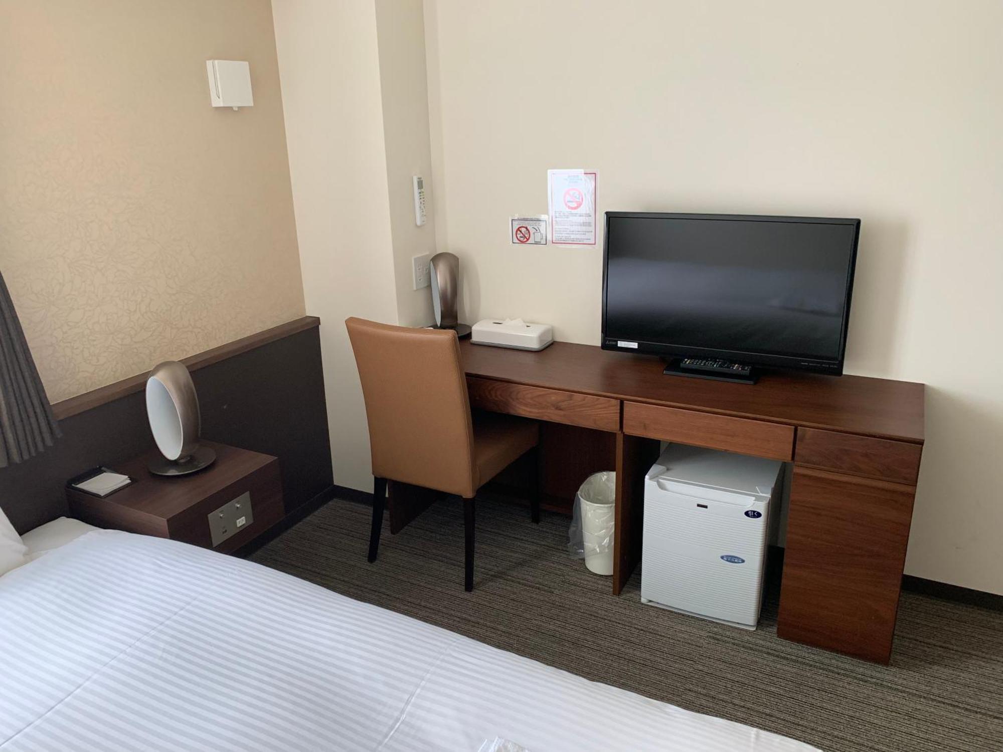Bande Hotel Осака Екстериор снимка
