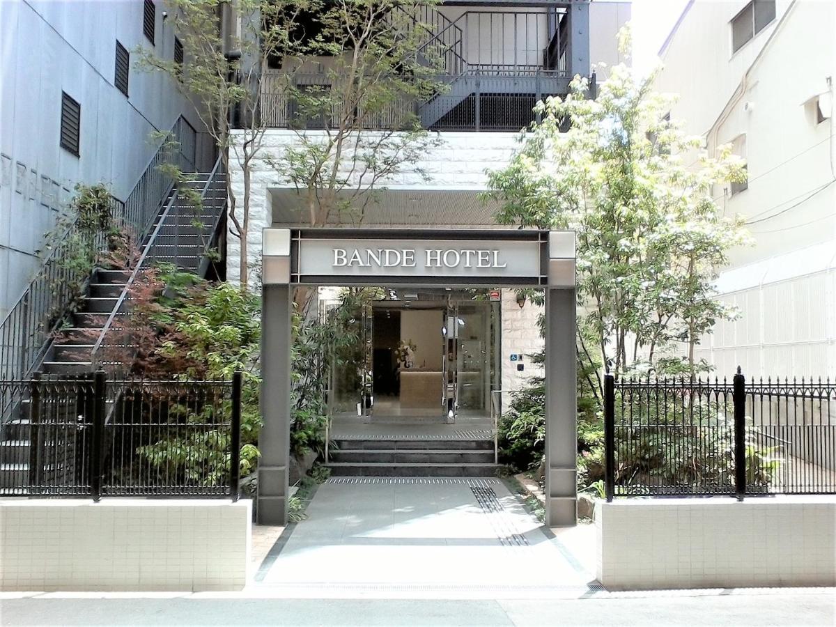 Bande Hotel Осака Екстериор снимка